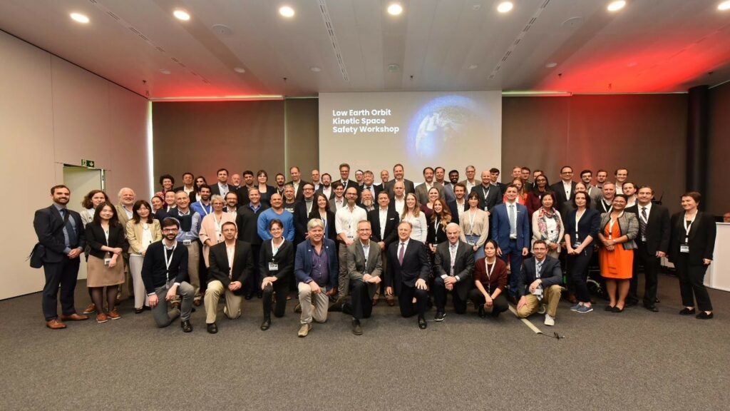 group photo of the worshop attendees