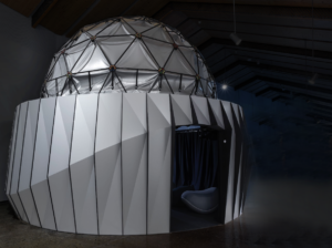 dome display of eM+