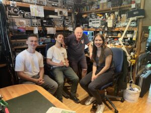 Armin Rœsch (HB9MFL) welcomed the EPFL CHESS Satellites team to his radio facility in 2023 © Armin Rœsch